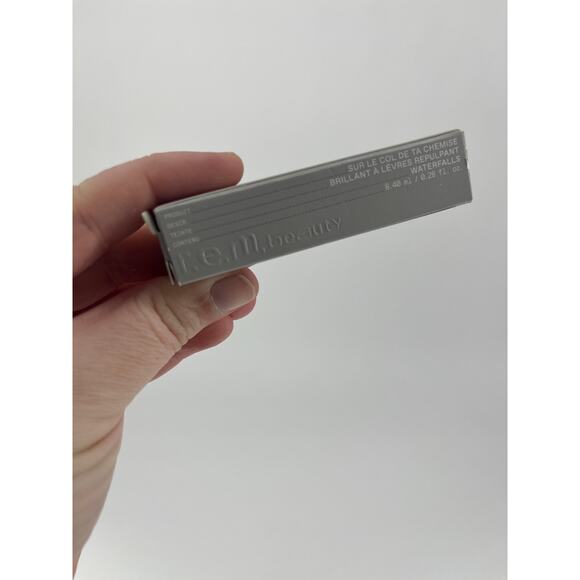 R.E.M Beauty Plumping Lipgloss - Picture 2 of 3